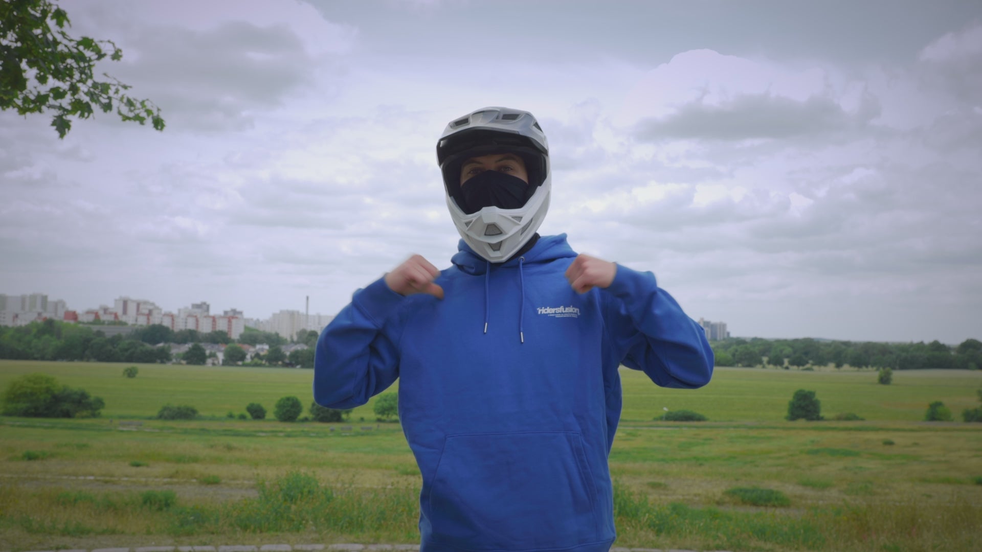 Load video: 